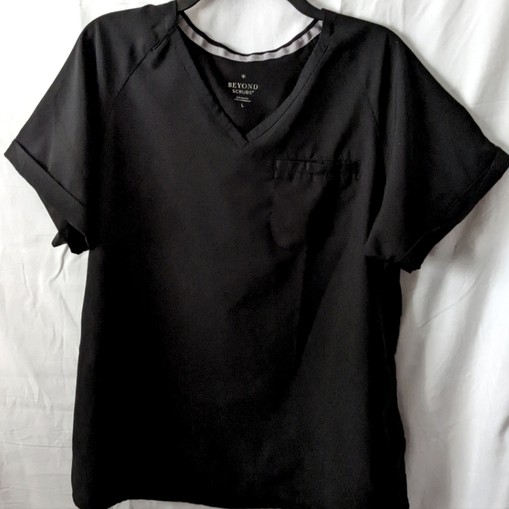 Women's Size Large Scrubs Top